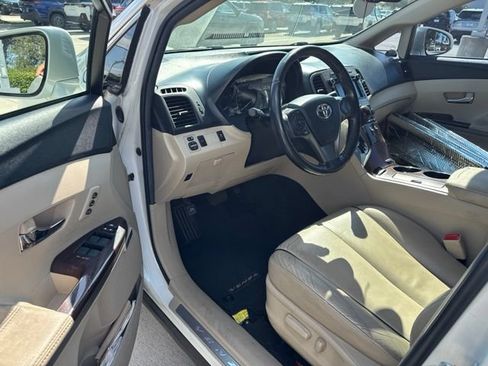 Used 2013 Toyota Venza XLE w/ XLE Premium Pkg FWD image 8