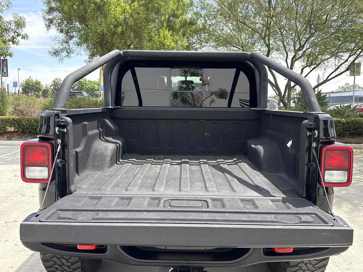Used 2021 Jeep Gladiator Rubicon AWD/4WD image 13