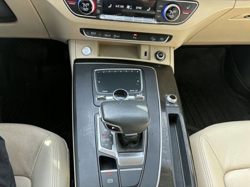 Used 2018 Audi Q5 2.0T Premium Plus w/ Premium Plus Package AWD/4WD image 23