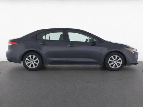 Used 2026 Toyota Corolla LE FWD image 2