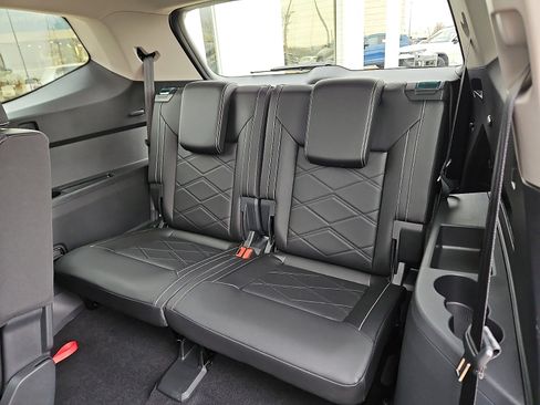 New 2025 Volkswagen Atlas SE image 8