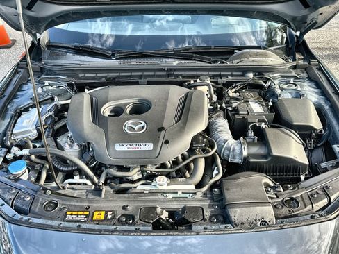 Used 2025 MAZDA MAZDA3 2.5 Turbo Sedan w/Premium Plus image 13