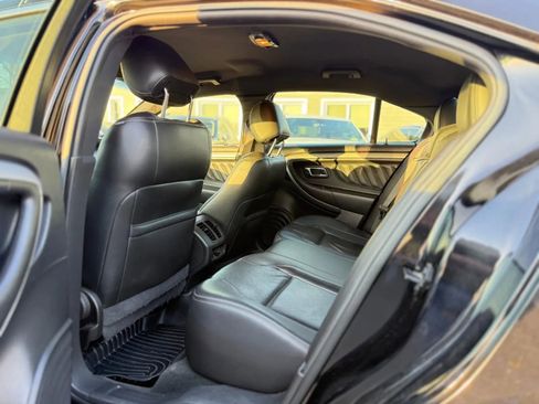 Used 2016 Ford Taurus SEL w/ Equipment Group 201A image 9