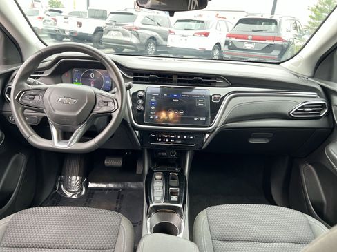Used 2023 Chevrolet Bolt EUV LT image 22