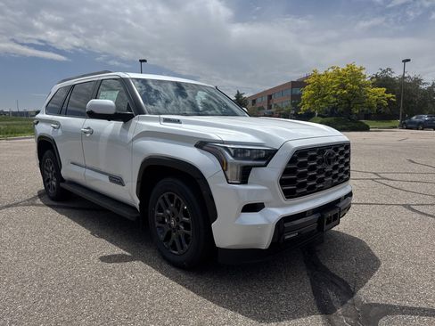 New 2026 Toyota Sequoia Platinum image 7
