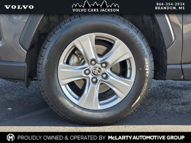 Used 2023 Toyota RAV4 LE AWD/4WD image 30