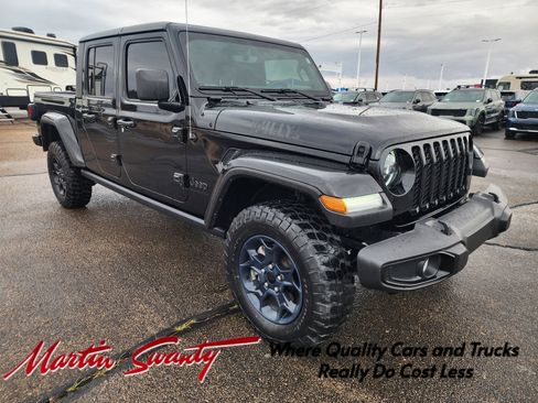 Used 2023 Jeep Gladiator Willys image 1