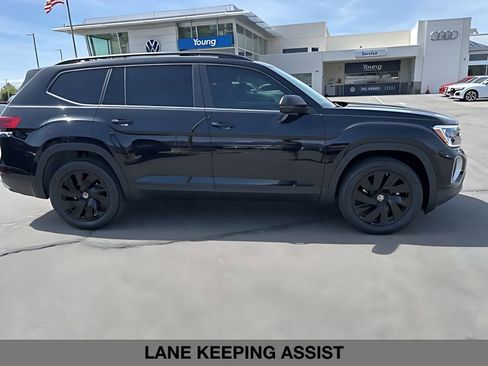 New 2026 Volkswagen Atlas SE AWD/4WD image 2