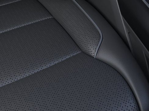 Used 2025 Ford F150 Lariat w/ Equipment Group 501A Mid image 25