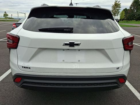 Used 2026 Chevrolet Trax LT w/ Driver Confidence Package FWD image 6