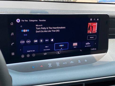 New 2026 Nissan Leaf FWD image 20