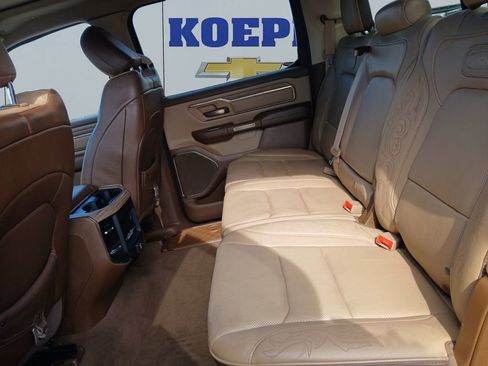 Used 2019 RAM 1500 Limited AWD/4WD image 16