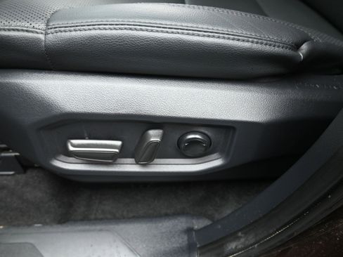 Used 2025 Toyota Tundra Limited image 7