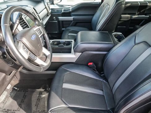 Used 2019 Ford F350 Platinum w/ Platinum Ultimate Package image 16