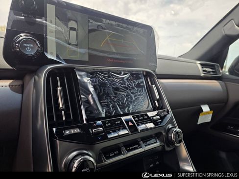 New 2026 Lexus LX 700h Luxury AWD/4WD image 18