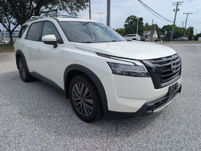 Used 2024 Nissan Pathfinder SL w/ SL Premium Package AWD/4WD image 7