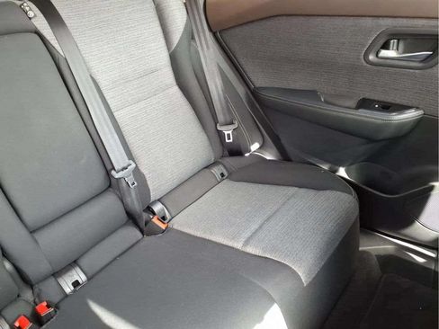 Used 2023 Nissan Rogue SV FWD image 19