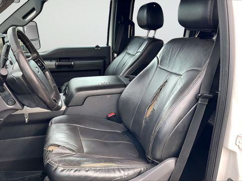 Used 2016 Ford F250 Lariat w/ Lariat Ultimate Package AWD/4WD image 18