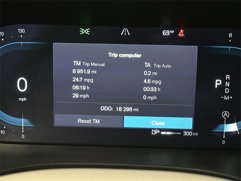 Used 2024 Volvo XC60 B5 Ultimate w/ Protection Package Premier image 28