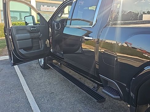 Used 2022 GMC Sierra 2500 Denali w/ Denali Ultimate Package image 10