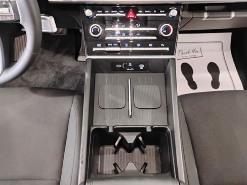 Used 2024 Hyundai Santa Fe SE image 44