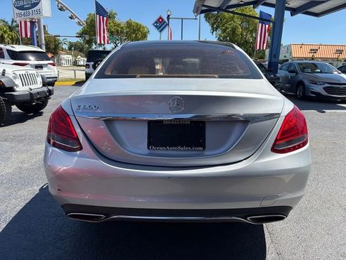 Used 2018 Mercedes-Benz C 300 Sedan image 8