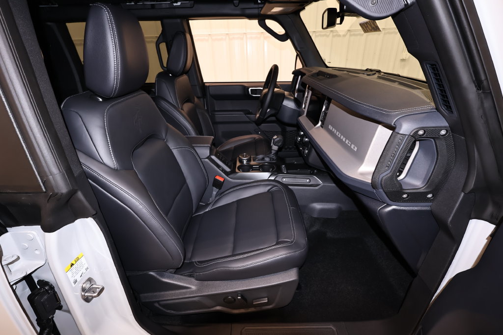 New 2026 Ford Bronco Outer Banks AWD/4WD image 15