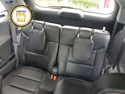 Used 2022 Ford Explorer XLT w/ Equipment Group 202A image 18