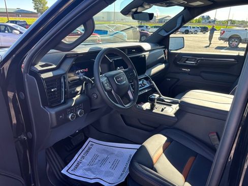 Used 2026 GMC Sierra 1500 AT4 w/ AT4 Premium Package AWD/4WD image 14
