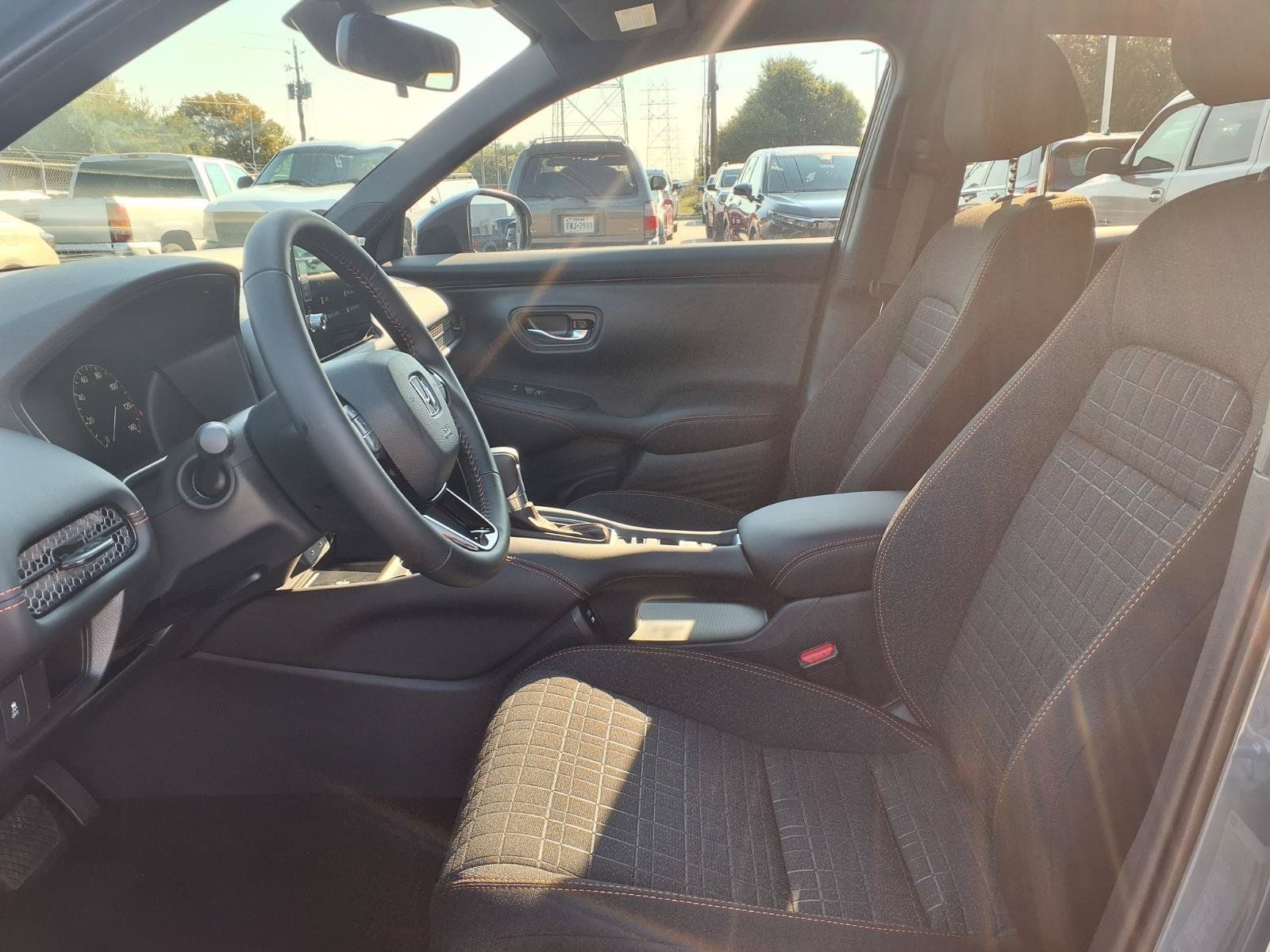 Used 2027 Honda HR-V Sport image 18