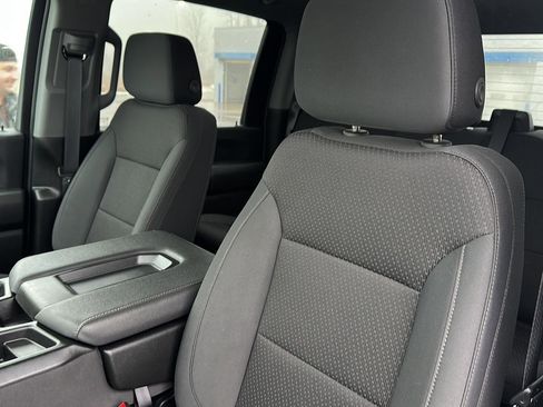 Used 2024 GMC Sierra 2500 Pro w/ Convenience Package image 21