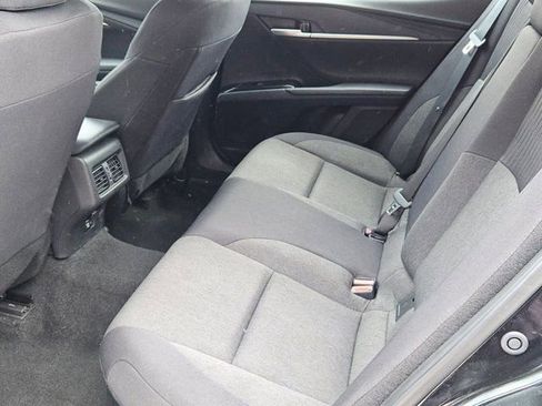Used 2025 Toyota Camry LE image 28