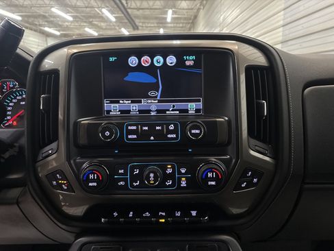 Used 2017 Chevrolet Silverado 2500 High Country w/ Duramax Plus Package image 18