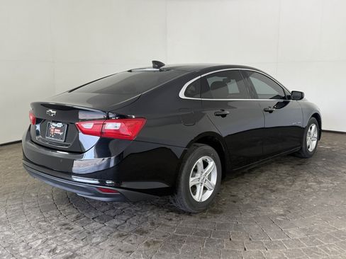 Used 2025 Chevrolet Malibu LS FWD image 9