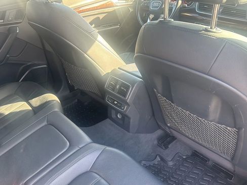 Used 2018 Audi Q5 2.0T Premium Plus w/ Premium Plus Package image 23