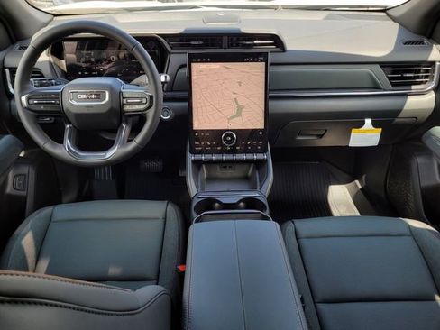 New 2026 GMC Terrain AT4 w/ Convenience Package III image 12