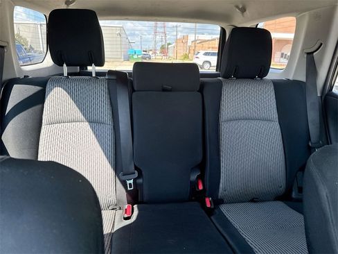 Used 2014 Toyota 4Runner SR5 image 33