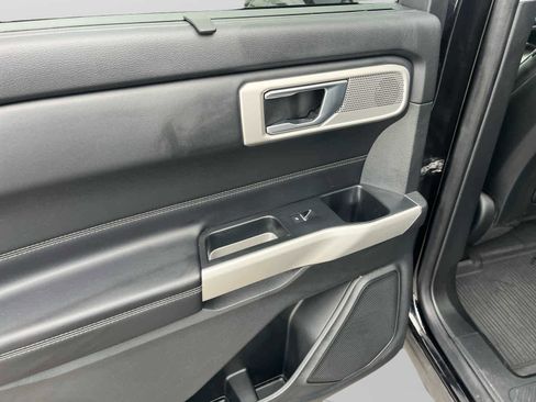 Used 2020 Ford Explorer Limited image 26
