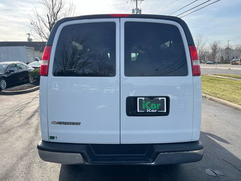 Used 2019 Chevrolet Express 3500 LT w/ LT Preferred Equipment Group image 8