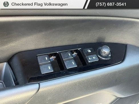 Used 2025 MAZDA CX-5 AWD 2.5 S w/ Preferred Package image 16