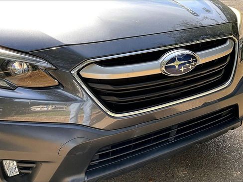 Used 2022 Subaru Outback Premium image 30