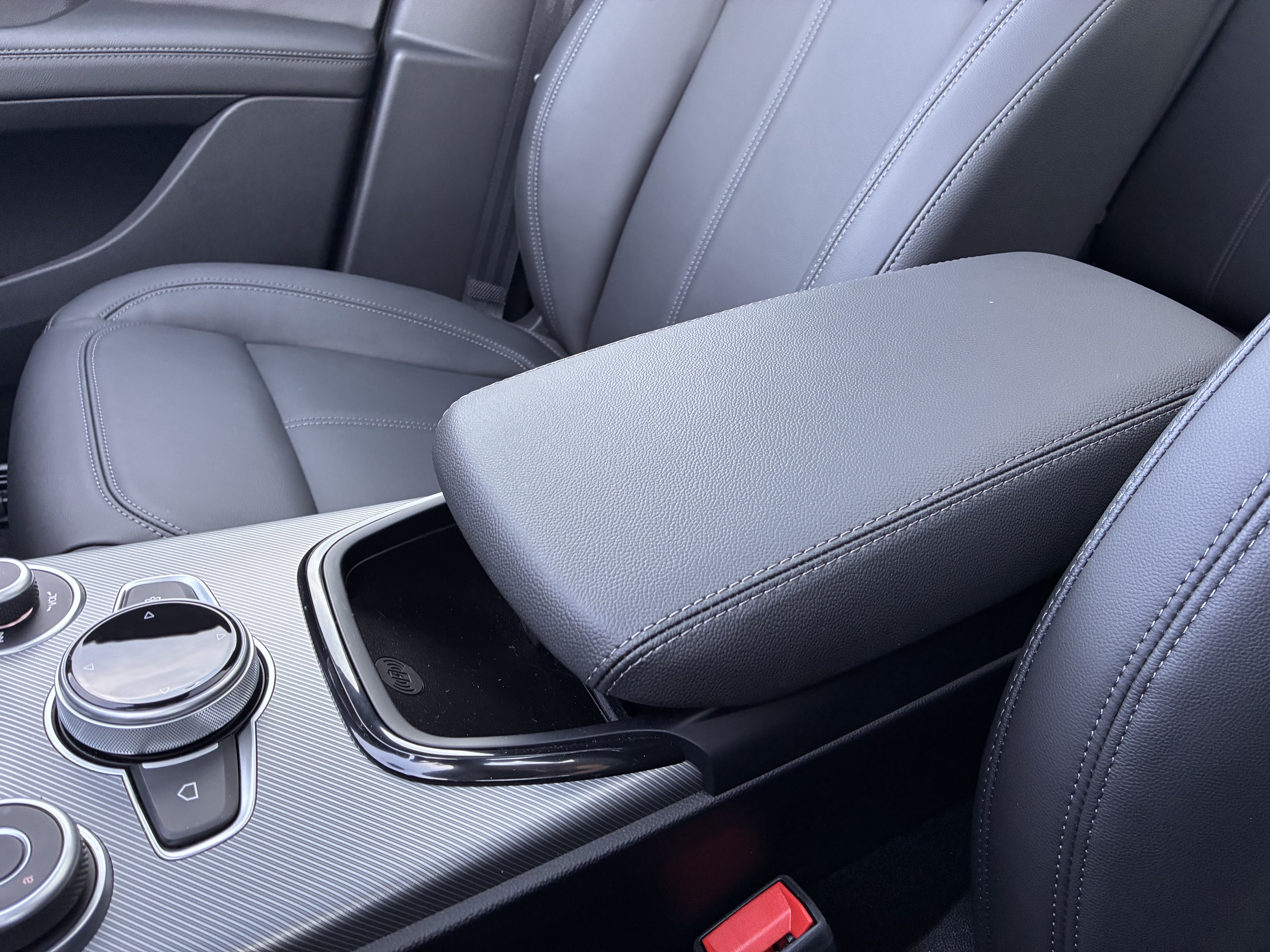 New 2026 Alfa Romeo Stelvio Sprint AWD/4WD image 18