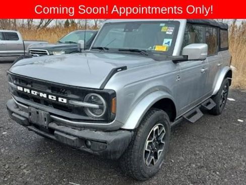 Used 2022 Ford Bronco Outer Banks image 1