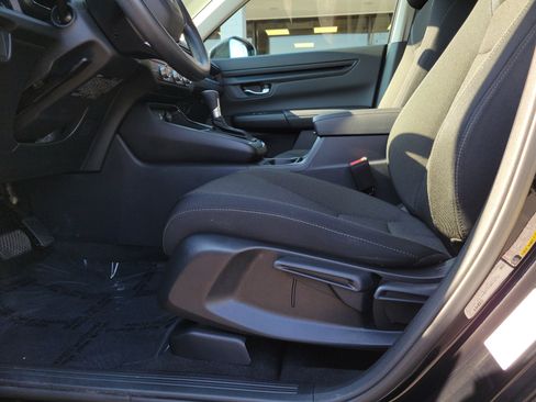 Used 2024 Honda CR-V LX image 16