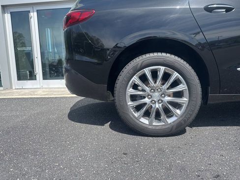 Used 2021 Buick Enclave Essence w/ Sound and Sites Package AWD/4WD image 36