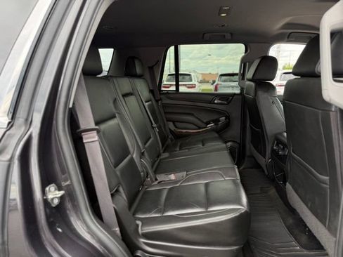 Used 2017 Chevrolet Tahoe LT w/ Luxury Package AWD/4WD image 20