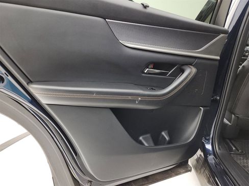 Certified 2025 MAZDA CX-90 Plug-In Hybrid w/Premium Sport image 39