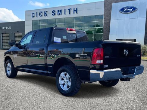 Used 2023 RAM 1500 Classic SLT w/ Trailer & Traction Group image 4