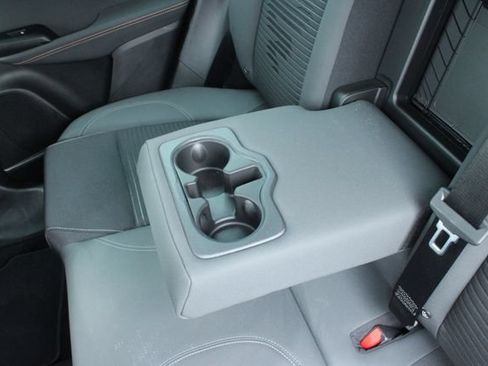 Used 2025 Alfa Romeo Tonale AWD/4WD image 32