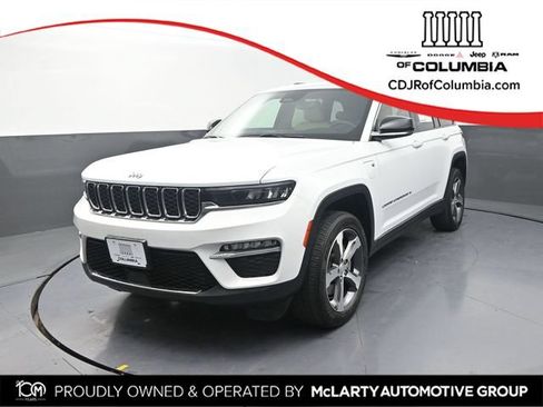 Used 2022 Jeep Grand Cherokee Limited 4xe AWD/4WD image 1